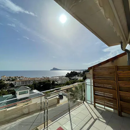 Charming Mascarat Altea